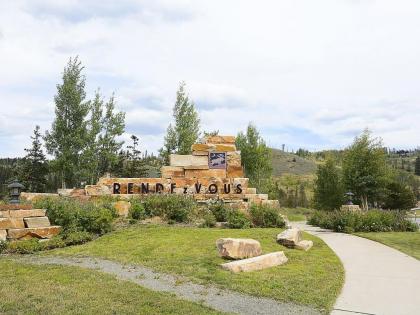 Luxury Chalet #39 Near Resort With Hot Tub & Views - FREE Activities & Equipment Rentals Daily - image 2