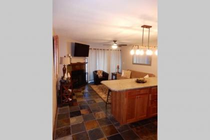 #211 1br Condo across from Park City Resort - image 1