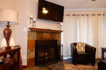 #211 1br Condo across from Park City Resort - image 2