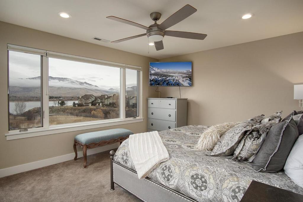 Huntsville Utah Townhome near Snowbasin Ski Resort EW 28 - image 4