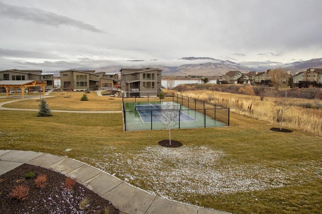 Huntsville Utah Townhome near Snowbasin Ski Resort EW 28 - image 6