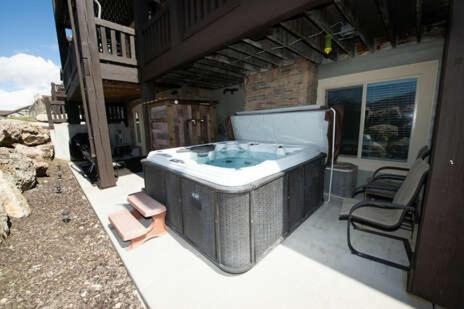 Gorgeous 3-Bedroom Condo LS 29 Vacation Rental near Snowbasin Resort - image 2