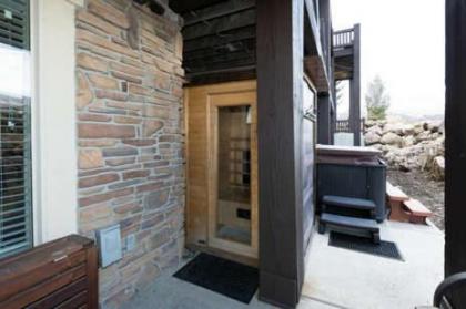 Gorgeous 3-Bedroom Condo LS 29 Vacation Rental near Snowbasin Resort - image 4