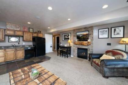 Gorgeous 3-Bedroom Condo LS 29 Vacation Rental near Snowbasin Resort - image 8