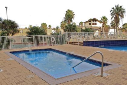 Sunchase IV Resort by Padre Getaways - image 19