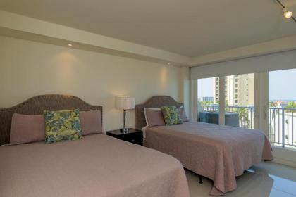 Oceanview jewel for large families! Beachfront resort shared pools & jacuzzi - image 9