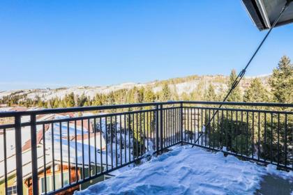 New Luxury Loft #404 Near Resort - Huge Hot Tub & Views - FREE Activities & Equipment Rentals Daily - image 8