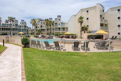 Destination Relaxation! Steps to the pool & beach in beautiful beachfront resort - image 17