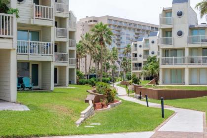 Destination Relaxation! Steps to the pool & beach in beautiful beachfront resort - image 19