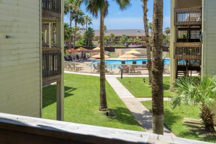 Destination Relaxation! Steps to the pool & beach in beautiful beachfront resort - image 6