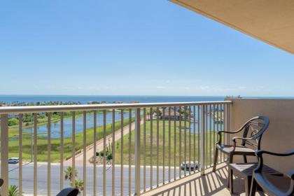 Panoramic bayview! Spacious 10th floor condo beachfront resort shared pools & jacuzzi Pet friendly - image 12