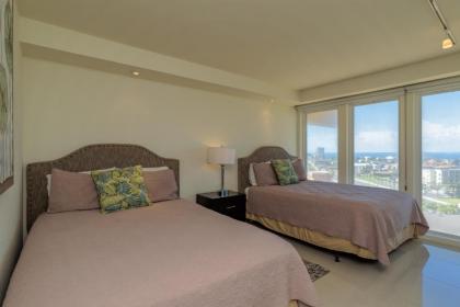 Rise & shine in paradise! Stylish Bayview condo beachfront resort shared pools &jacuzzi Pet friendly - image 8