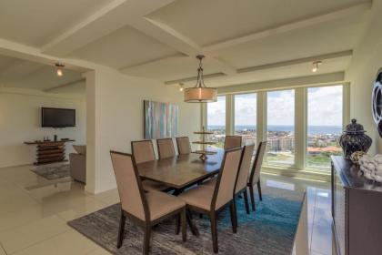 Bay view in Paradise! Tasteful condo in beachfront resort shared pools & jacuzzi pet friendly - image 1