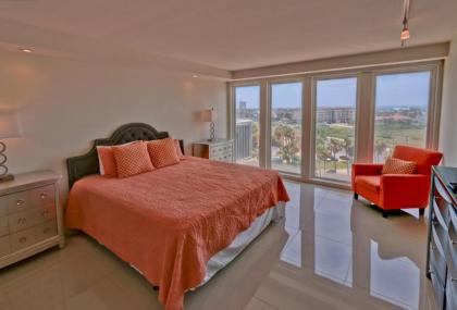 Wake up in paradise! Chic Bayview condo in beautiful beachfront resort shared pools jaccuzi pet friendly - image 3