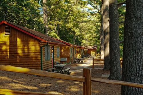 Log Cabins at Meadowbrook Resort - main image