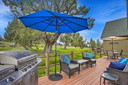 Eagle Crest Retreat with Deck and Resort Access! - image 3