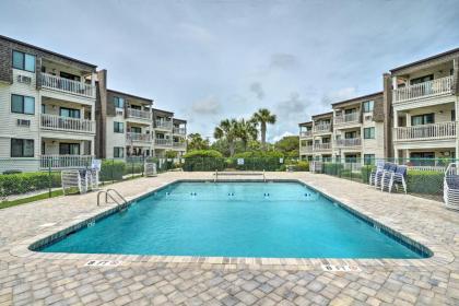 Beachfront Resort Condo with Pool-View Balcony! - image 18