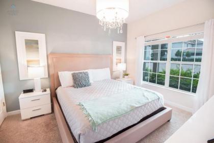 Stylish Townhome w/Resort Amenities Near Disney! - image 17