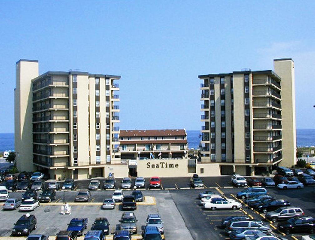 Vacation Resort Condos Steps to the Beach in Ocean City - image 7