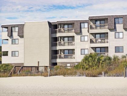 Quiet Oceanfront Beach Resort in Exciting Myrtle Beach - image 6