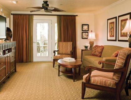 Luxurious and Stylish Resort Villas in Orlando Florida - image 17