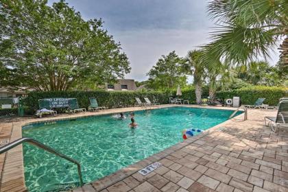 Palmetto Dunes Beach Villa with Resort Amenities - image 15