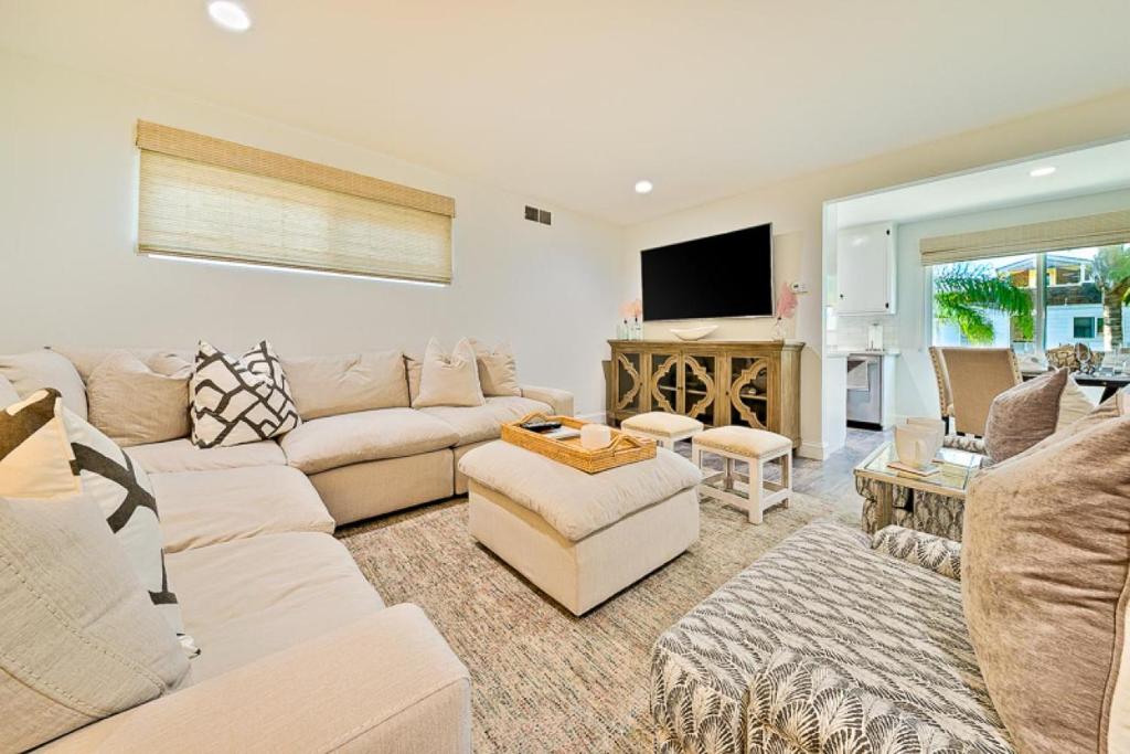 NB-3126B - Balboa Island Diamond Resort Home II - main image