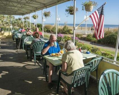 Virginia Beach Oceanfront Resort with the Comforts of Home - image 4