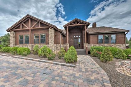 Updated Show Low Townhome with Balcony and Grill! - image 1