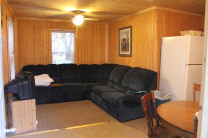 Crappie Cabin - Waterfront resort on Fremont Wolf River - image 14