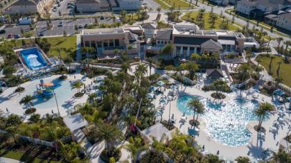 Splendid 3 Bd Close to Disney w/ Surf Park @ Solara Resort 2190 - image 5