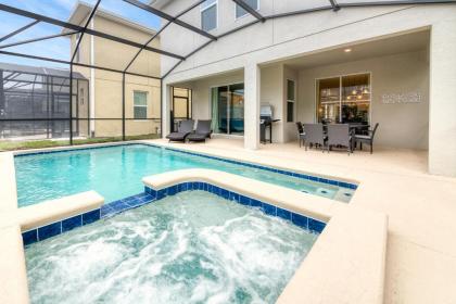 6BR Mansion - Family Resort - Private Pool Hot Tub and BBQ! - image 1