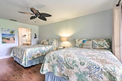 Edgewater Resort Condo Walk to Beachfront! - image 15