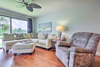 Edgewater Resort Condo Walk to Beachfront! - image 7