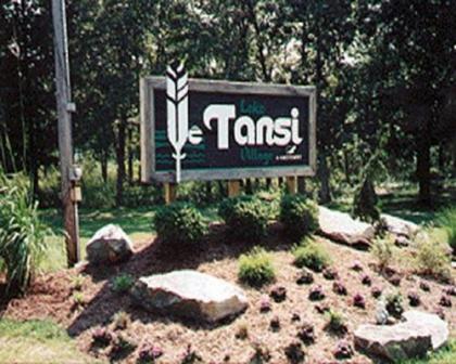 Well Appointed Vacation Resort Suites at Lake Tansi - image 8