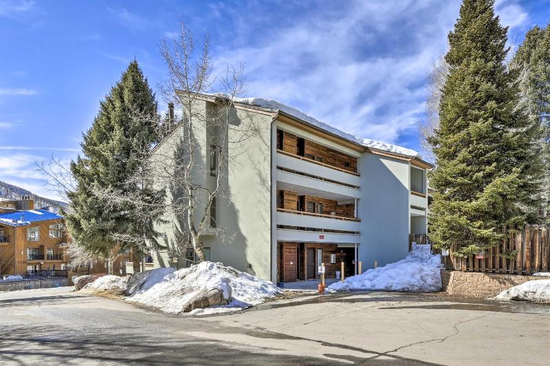 Cozy Condo Less Than 2 Mi to Vail Village and Ski Resort! - image 3