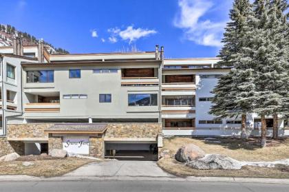 Cozy Condo Less Than 2 Mi to Vail Village and Ski Resort! - image 4