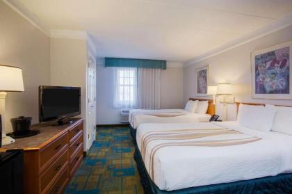 La Quinta Inn & Suites by Wyndham Norfolk Virginia Beach - image 15