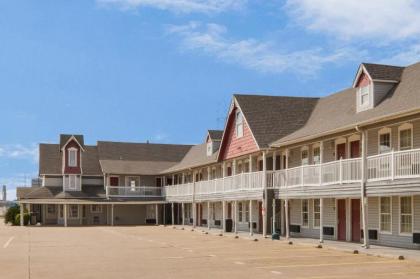 Red Roof Inn Waco - image 10