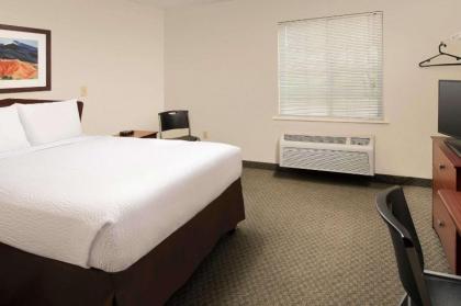 WoodSpring Suites Waco near University - image 10