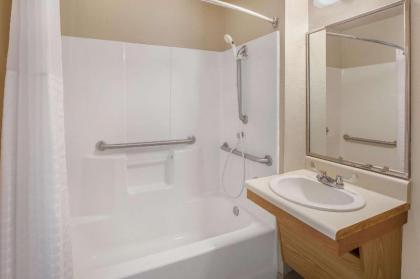 WoodSpring Suites Waco near University - image 12