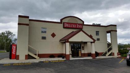 DELUXE INN