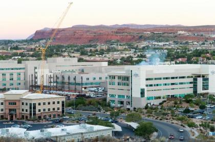 Holiday Inn Express Hotels & Suites Washington-North Saint George an IHG Hotel - image 8