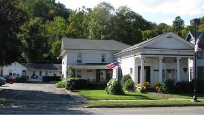 Motel in Watkins Glen New York