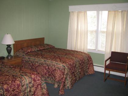 The Colonial Inn & Motel - image 4