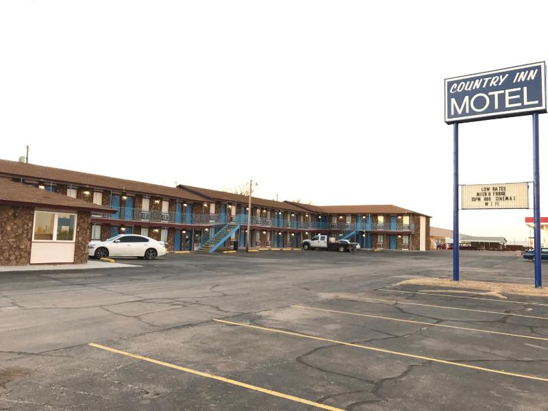 Country Inn Motel - image 7