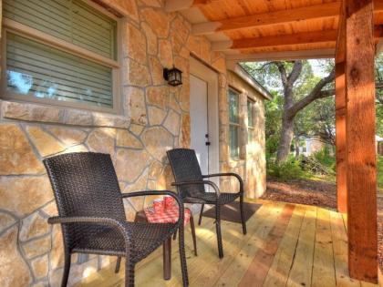 Cabins at Flite Acres-Mockingbird Cabin - image 6