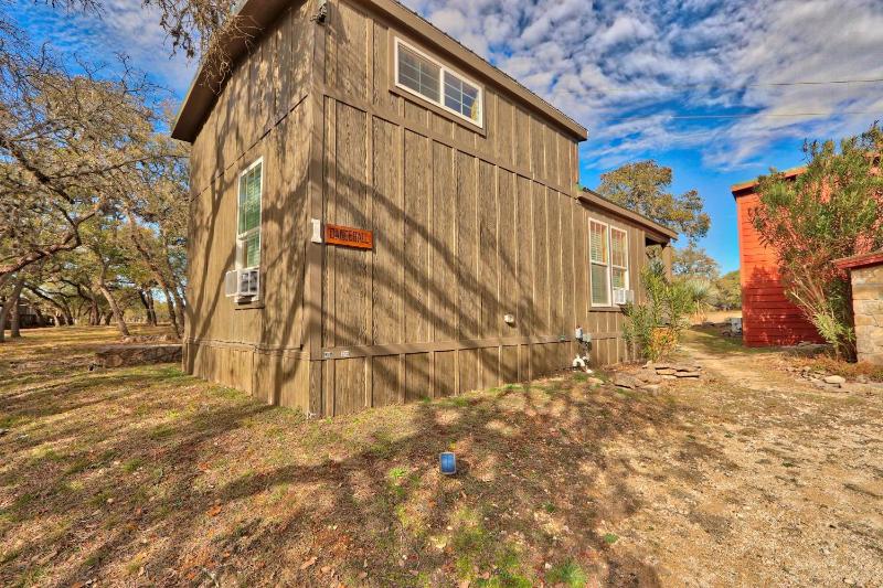 The Ranch at Wimberley - Dance Hall Cabin #1 - image 7