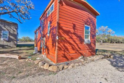 The Ranch at Wimberley - Cowgirl and Cowboy Cabin #4 - image 10