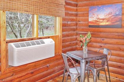 Wimberley Log Cabins Resort and Suites - Unit 1 - image 11